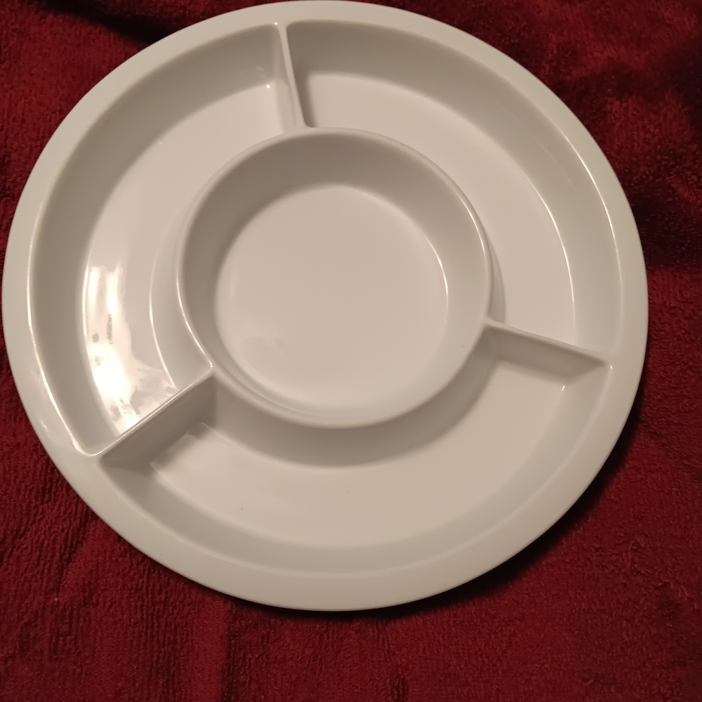 Elegant White Divided Serving Platter/ Bath Accessories